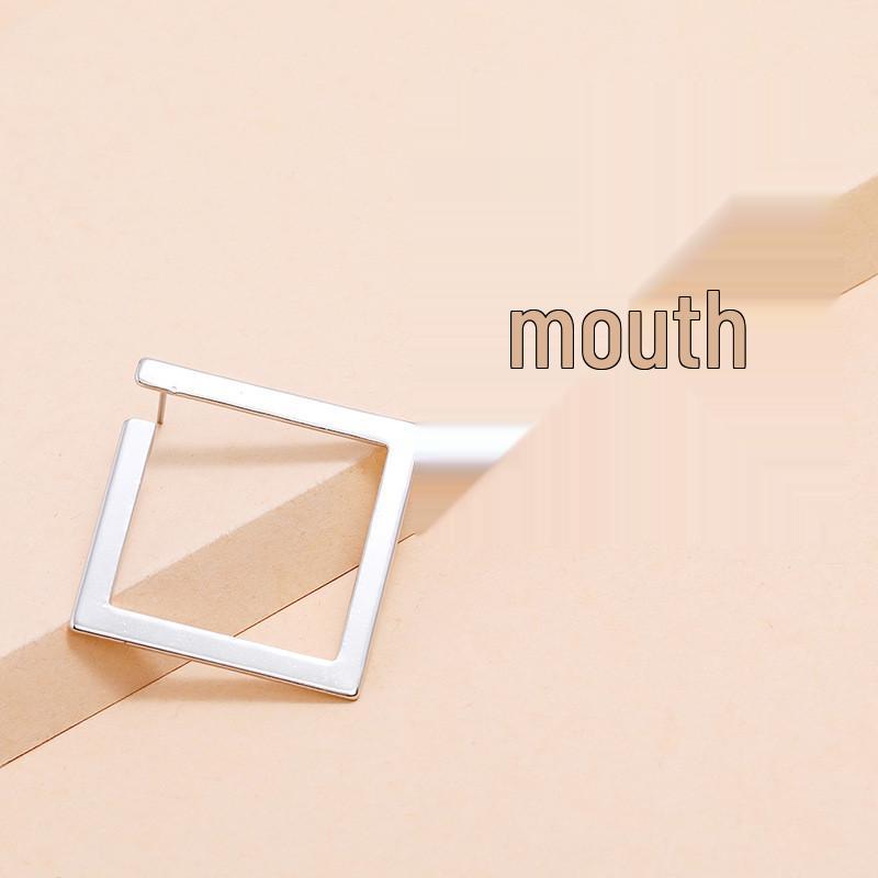 

Minimalist Geometric Diamond-Shaped Earrings: Unique and Versatile срібний