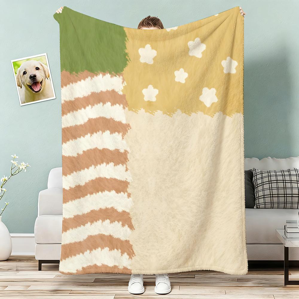 Aesthetic Colorful Fun Collages Throw Lightweight 240G Flannel Blanket Soft Skin-Friendly For Summer Cooling
