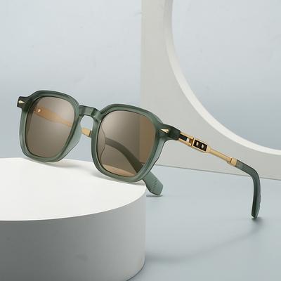 Fashion Square Men Sunglasses Retro Gradient Green Shades UV400 Rivets Women Sun Glasses