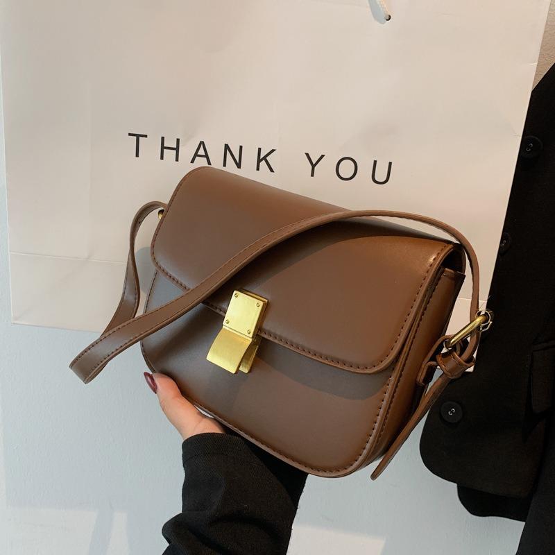 Autumn and Winter Retro Bags, New Bags, Women's Bags, Versatile Messenger Bags, High-end Shoulder Bags, Small Square Bags.