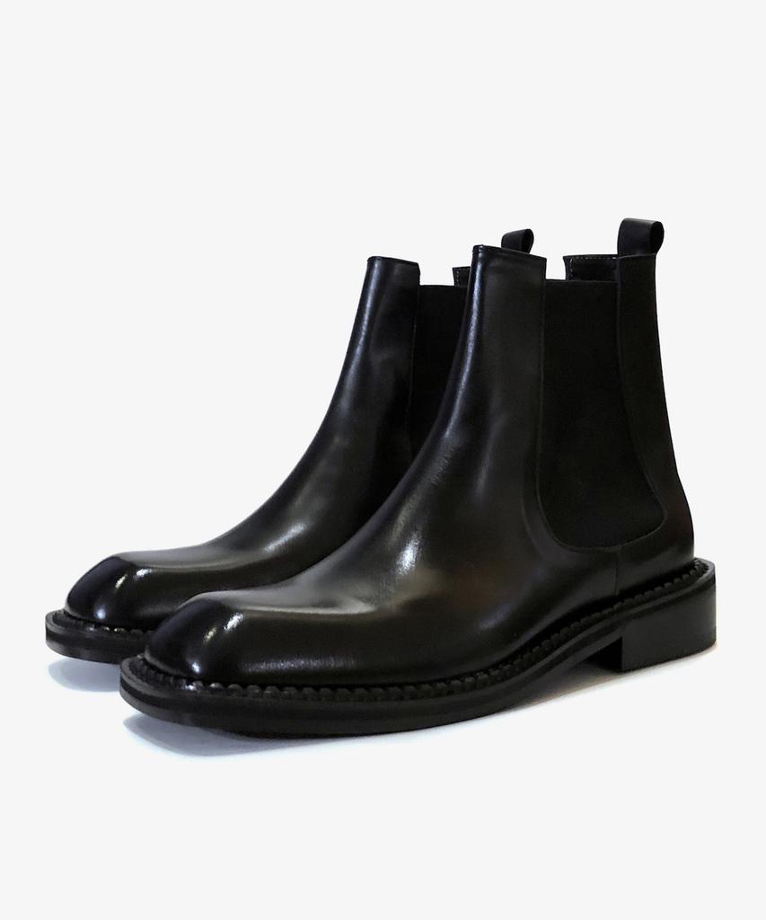 Joenshoe King Square Chelsea Boots Black