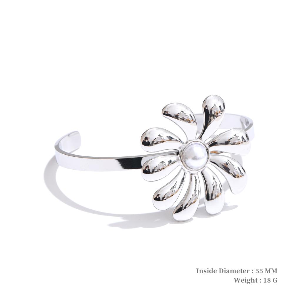 Yhpup Trending Stainless Steel Big Flower Smooth Necklace Bracelet Earrings Ring PVD Plated Attractive Jewelry Set for Women