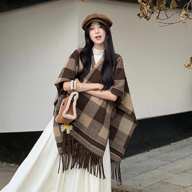 1Pieces Winter Women Poncho Warm Shawl Double Sided Designer Thickening Blanket Luxury Scarf Mountaineering Scarf