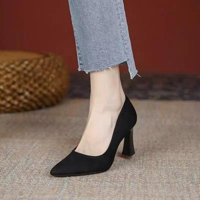 Scarpe con tacco – Scarpe con tacco