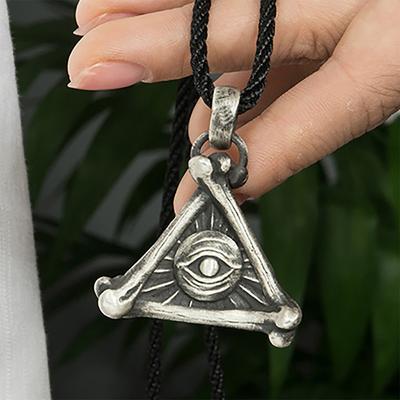 Retro European and American Omniscient Eye Pendant Necklace for Men, Trendy Hip-hop Punk Accessories