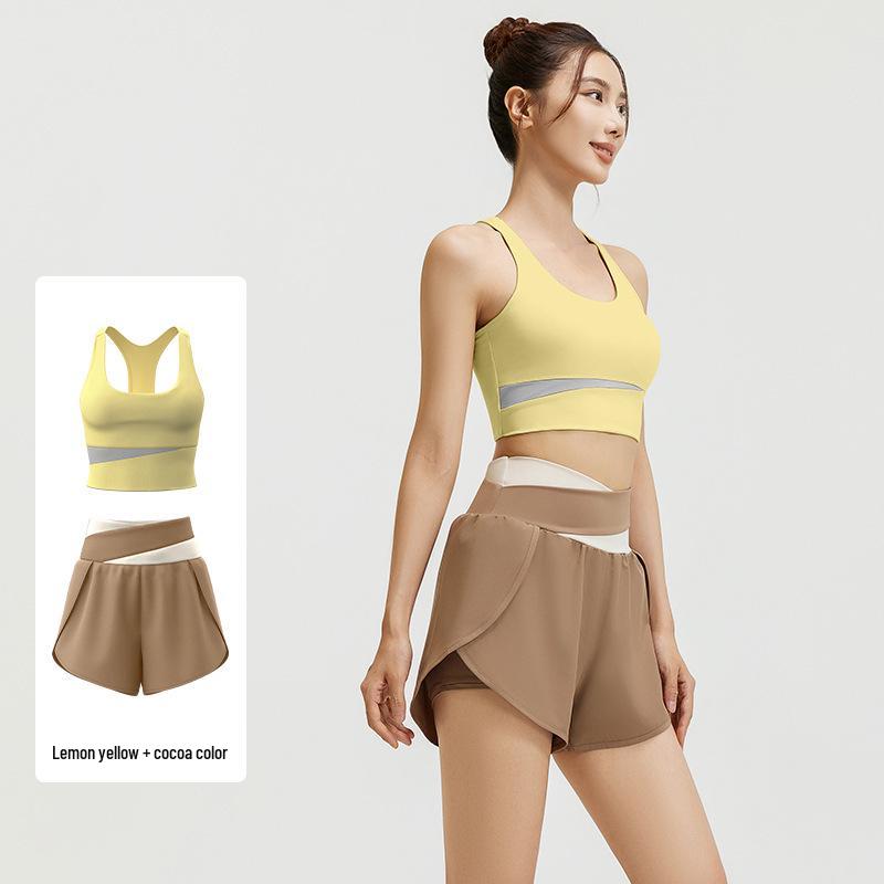 Nude Feeling Yoga Set: Color Block Anti-Exposure Two-Piece Sports Shorts