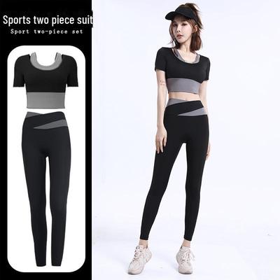 Damen Pfirsich Hüfthebend Slim Fit Yoga Set - Nude Ton, Schnelltrocknend, Kurzärmlig, Perfekt für Laufen & Fitness
