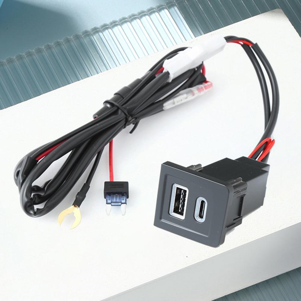Dual USB Fast Charger Socket Outlet PD+QC3.0 Phone Charge Power Adapter Outlet Car Charger Adapter for VW Multivan T5 2003-2015