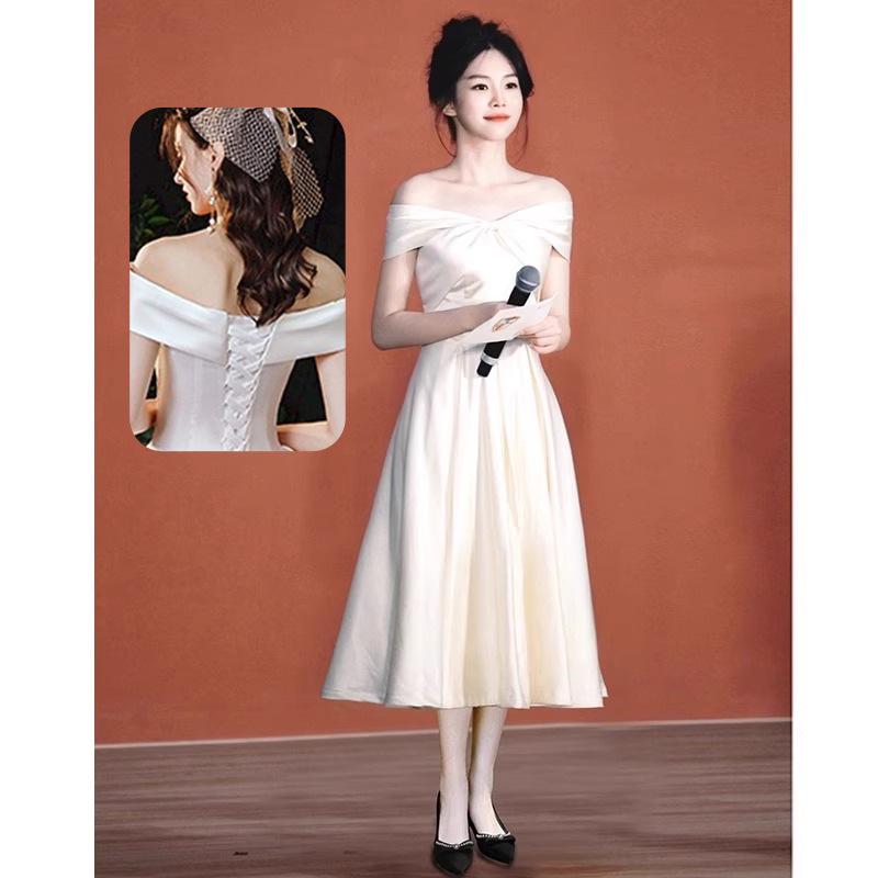 

Off-the-Shoulder Long Evening Dress for Special Occasions Extra Large