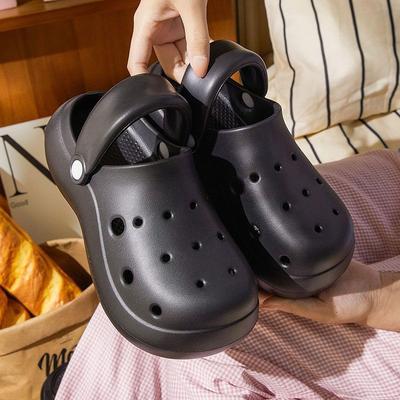 Dámska obuv – Sandále