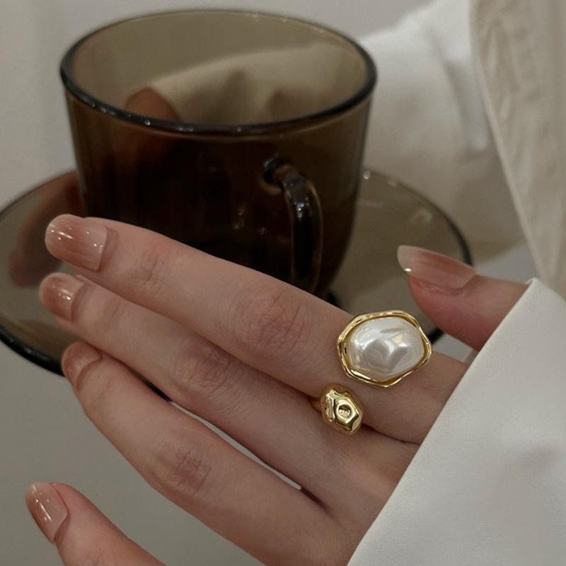 Irregular Baroque Imitation Pearl Rings for Women Gold Adjustable Rings Korean Fashion Jewelry Party Luxury Accessory