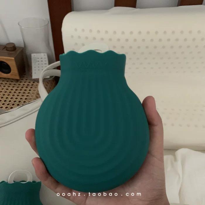 Cold Hands and Feet Say Leakage Soft Woolen Silicone Environmental-Friendly Hot Water Bag Microwaveable Heating Water Injection Hand Warmer Stomach