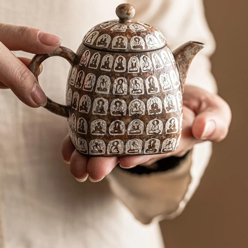Gilt Silver Ten Thousand Buddhas Square Pot Chinese Retro Tea Set Household Small Teapot Ceramic Kung Fu Maker Single Teaware