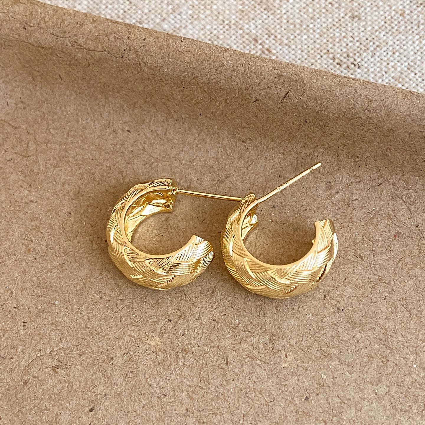 French cold wind geometric cross pattern C-shaped earrings stud earrings simple earrings