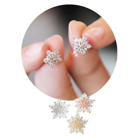 Korean Style Zircon Snowflake Earrings - Elegant & Versatile Women's Design