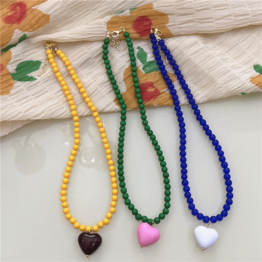 Sweet and Cute Girl-style Candy-colored Love Collarbone Chain Versatile Necklace, New Beaded Pearl Necklace.