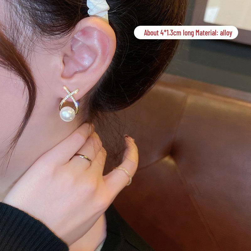 925 Silver Needle Pearl Stud Earrings - Retro French Style for Women