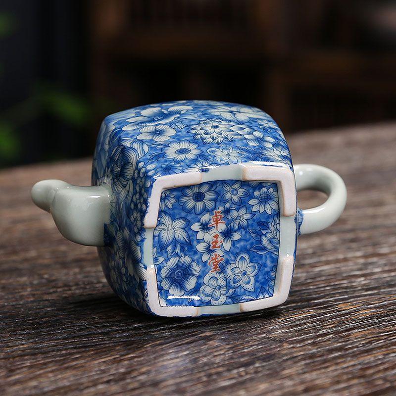 Old clay blue and white teapot ceramic kung fu tea set large Chinese single pot simple household antique manual tea infuser