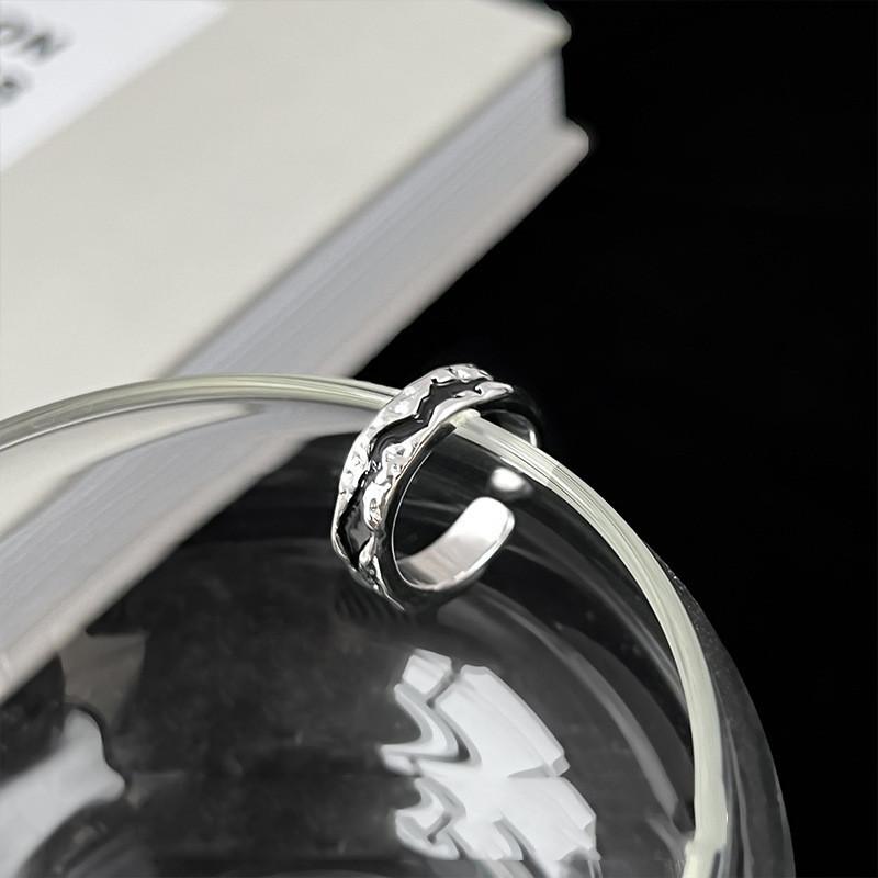 Adjustable Ring Fashionforward For Women Made From Copper With Eyecatching Black Zircon And Modern Design Geometric