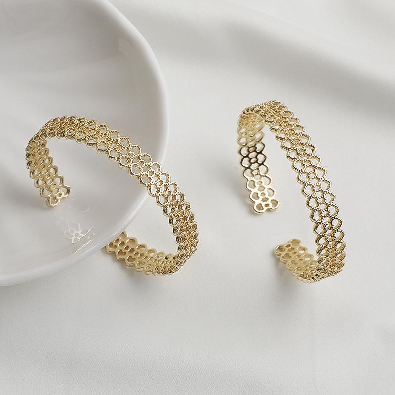 Позолоченный 14K, сохраняющий цвет, полый кружевной цветок, браслет-манжета в антикварном стиле, аксессуар для DIY-украшений