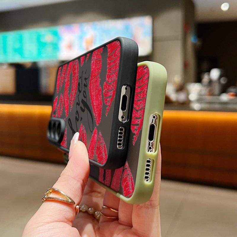 Rote Lippen Muster Slim Stoßfest Matte Hülle Für Samsung S25 Ultra S24 FE S23 S22 A16 A56 A55 A36 A26 A15 A35 Linsenschutz Transparente Handyhülle
