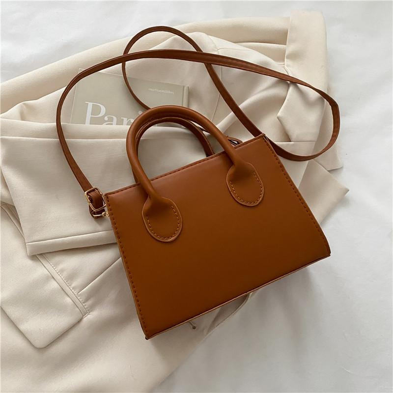 Popular textured small square bag, new popular retro handbag, simple solid color shoulder messenger women's bag