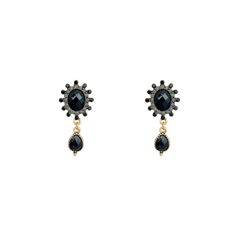New Vintage Black Crystal Drop Earrings for Women Luxury Design Elegant Rhinestone Dangle Earring Goth Jewelry Gifts