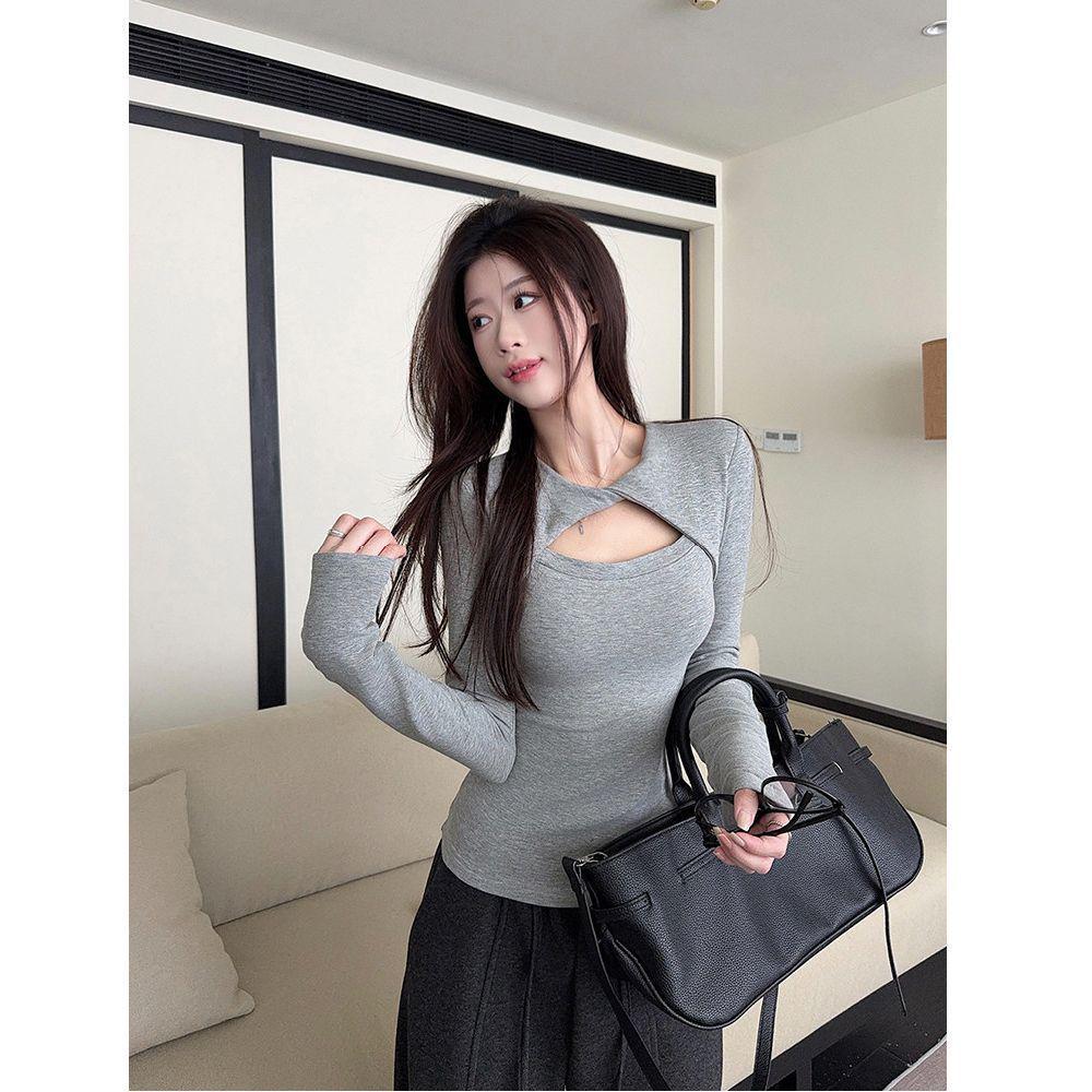 Spicy Desire Red Knotted Slim Long Sleeve Christmas T-shirt with Hollow Collar
