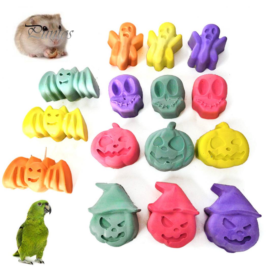 

1/5Pcs Halloween Skull Pumpkin Bat Shape Pet Hamster Molar Calcium Stone Toy