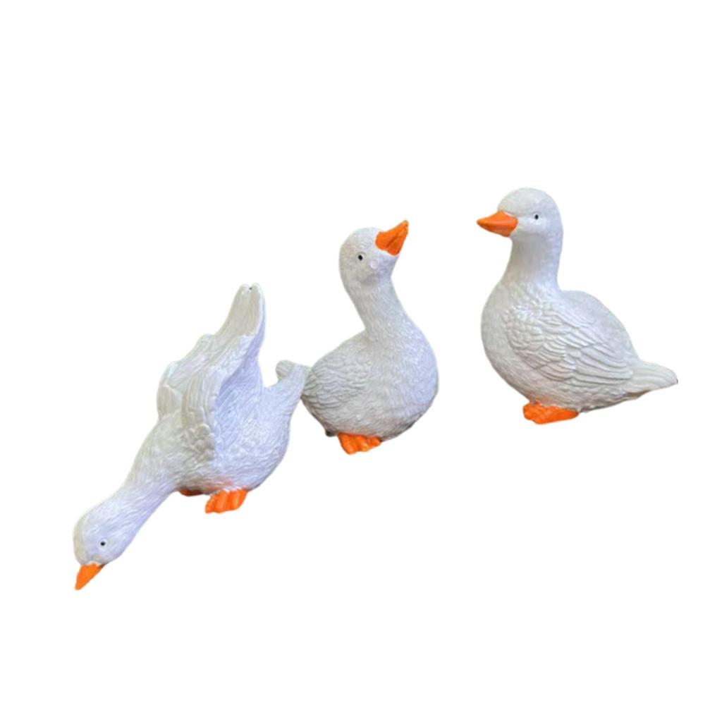 Garden Duck Statues Resin Animal Figurines Lifelike Goose Sculpture Yard Decorative for Outdoor Garden Decoration