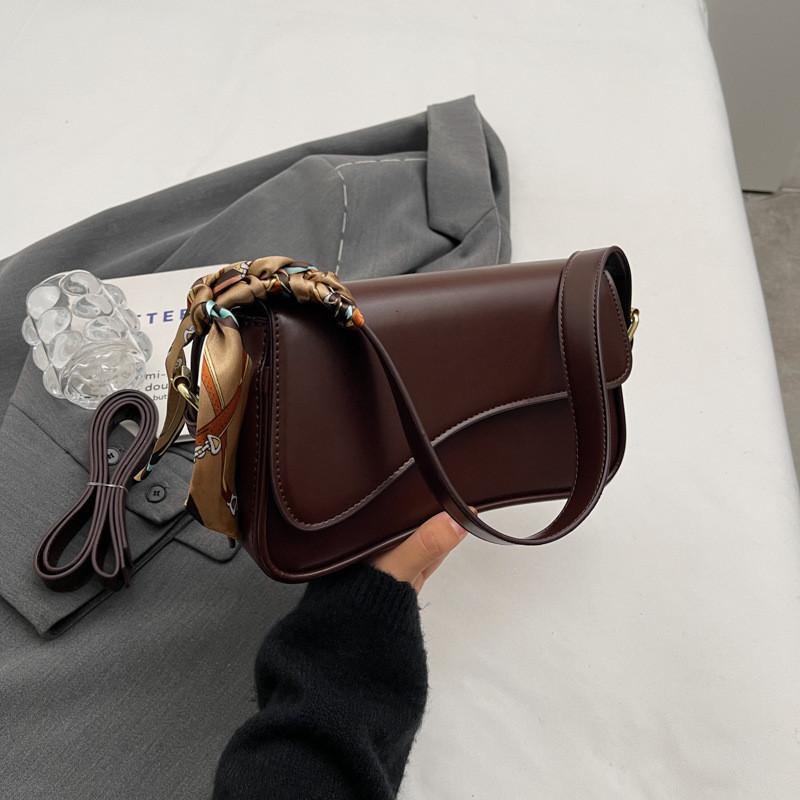 Stylish And Trendy Women s Shoulder Bag With Single Shoulder Strap кофейный