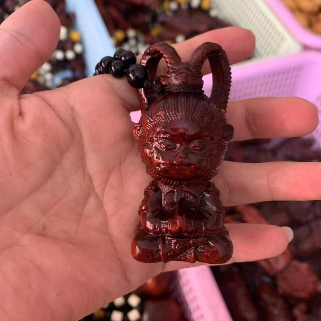 Small-Leaf Red Sandalwood Pendant: Wealth-Attracting Pixiu, Gourd, Dragon, Tortoise Design