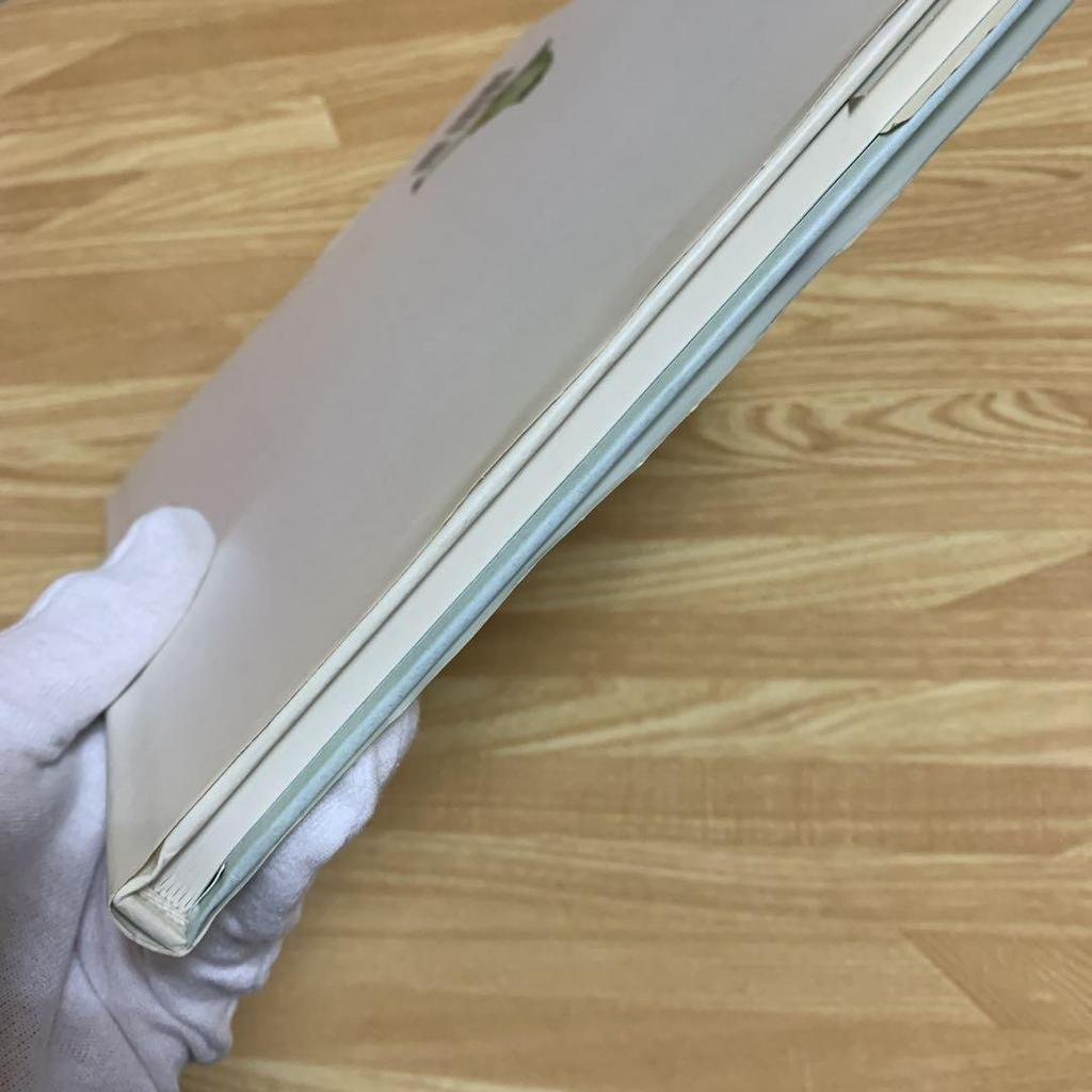 [USED] Alice in Wonderland Alice in Wonderland English book