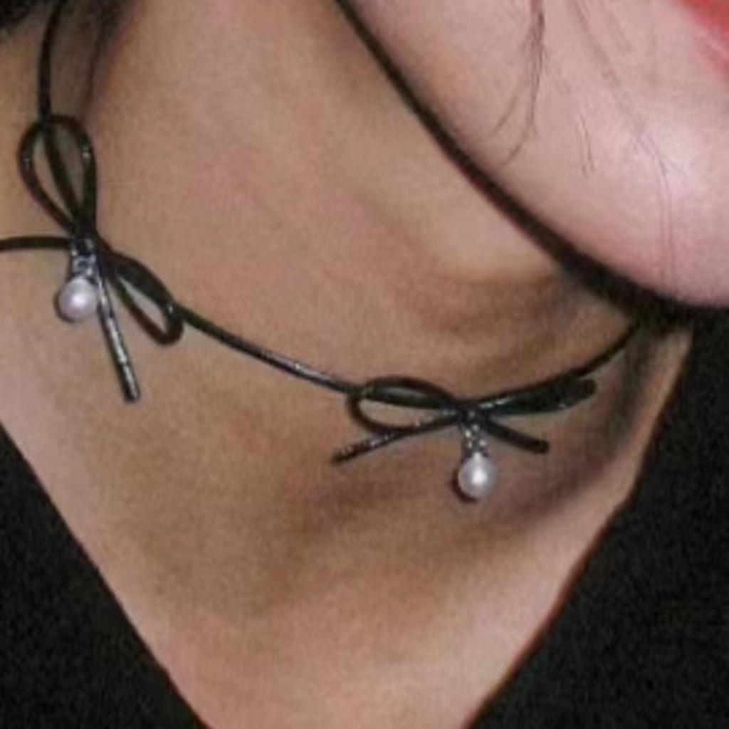 Butterfly Pearl Pendant Necklace Minimalists Bow Neckchain for Women Girls Metal Collarbone Chain Stylish Accessory