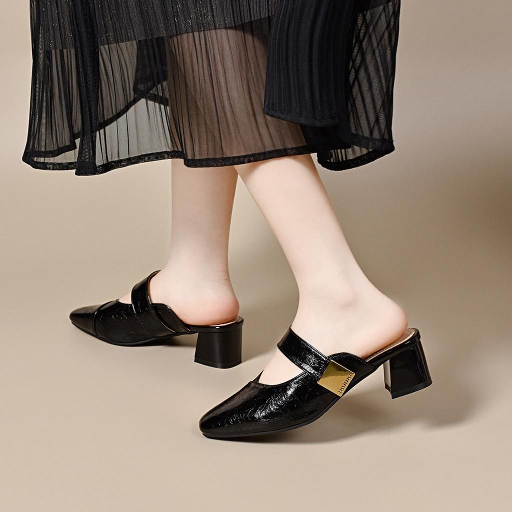 Square head thick heel sandals women wear summer simple temperament slippers bag head square buckle word with lazy drag