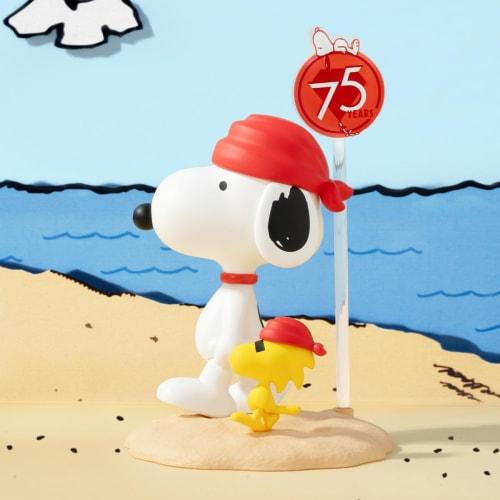 POP MART Peanuts 75th Anniversary Snoopy Comic Life Series [1 Piece] Pop Mart Gachapon Blind Box Figure Plastic Model Premium Toy PVC Soft Vinyl Origi