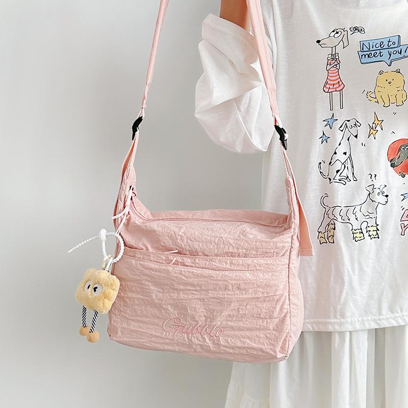Lightweight Large-Capacity Shoulder Bag Women'S Casual Nylon Cloth Commuter Storage Daily Versatile Messenger Bag