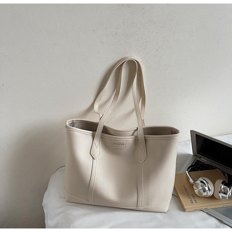 Large-capacity Single-shoulder Bag, Stylish and Fashionable, Ideal for Work and Commuting Tote Bag