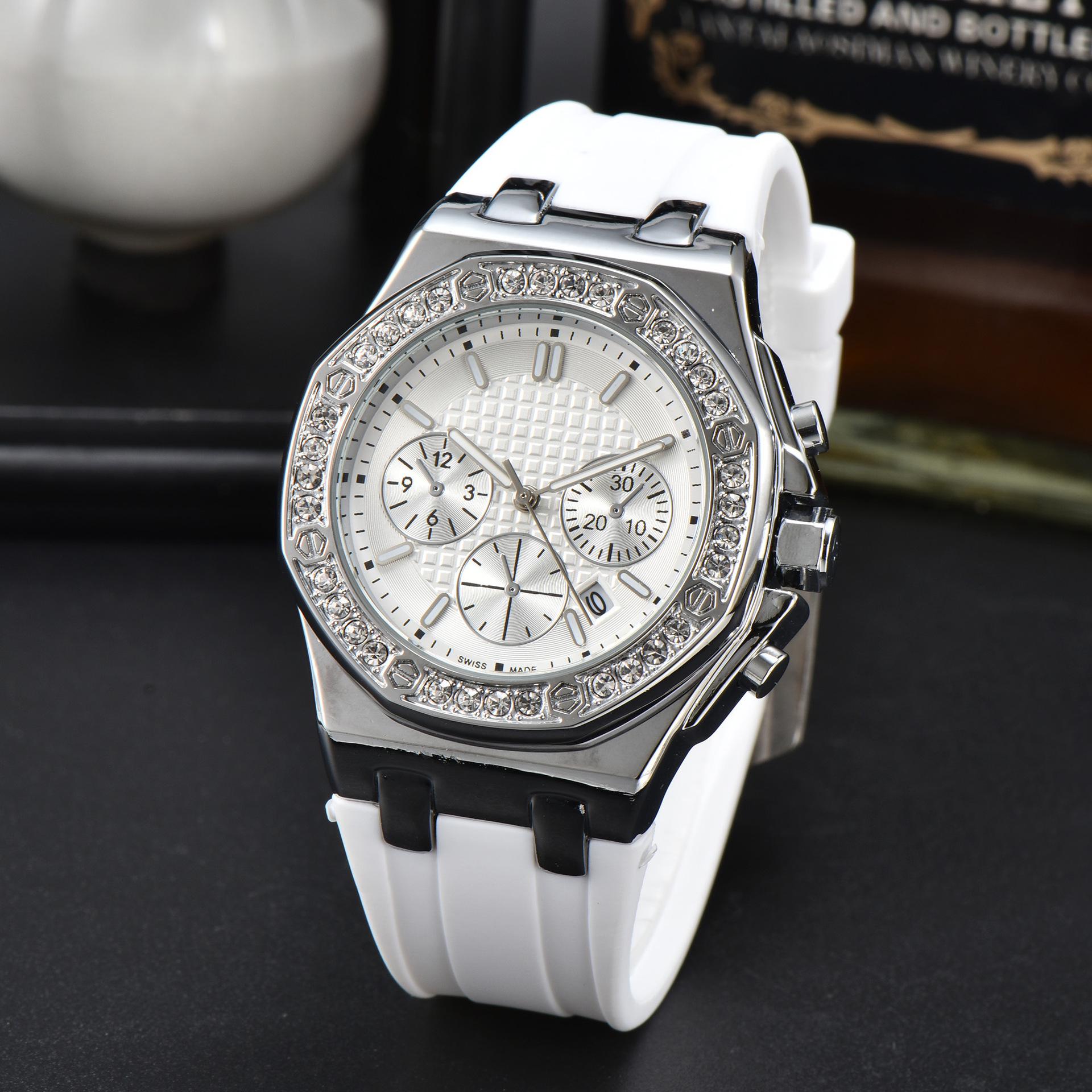 

Fashionable Women s Panda Dial Quartz Watch, Royal Oak Series, with Rubber Strap by Danilow.
