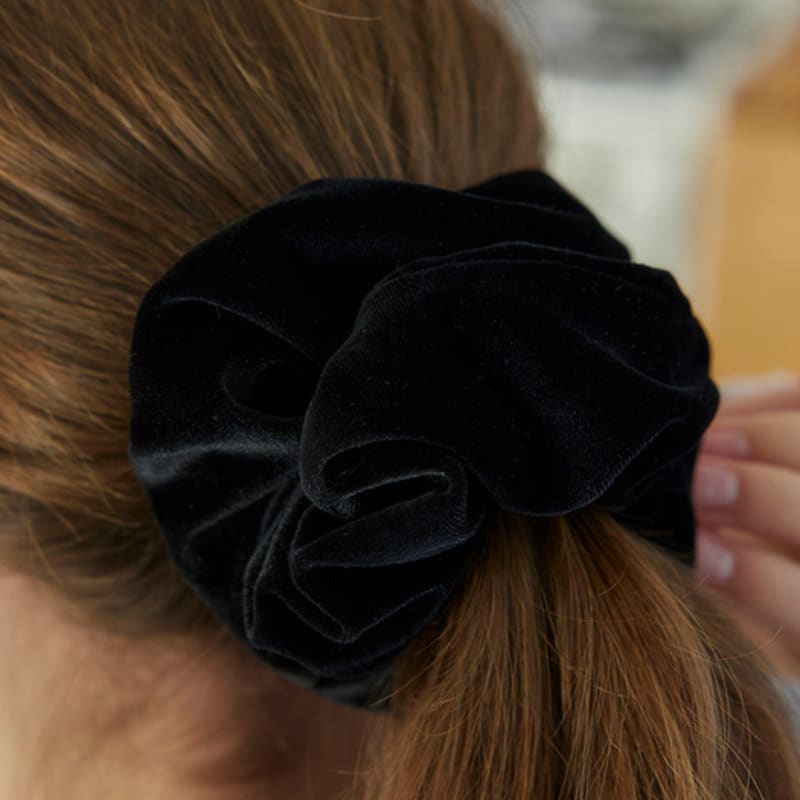 Murmur Velvet Plain Scrunch