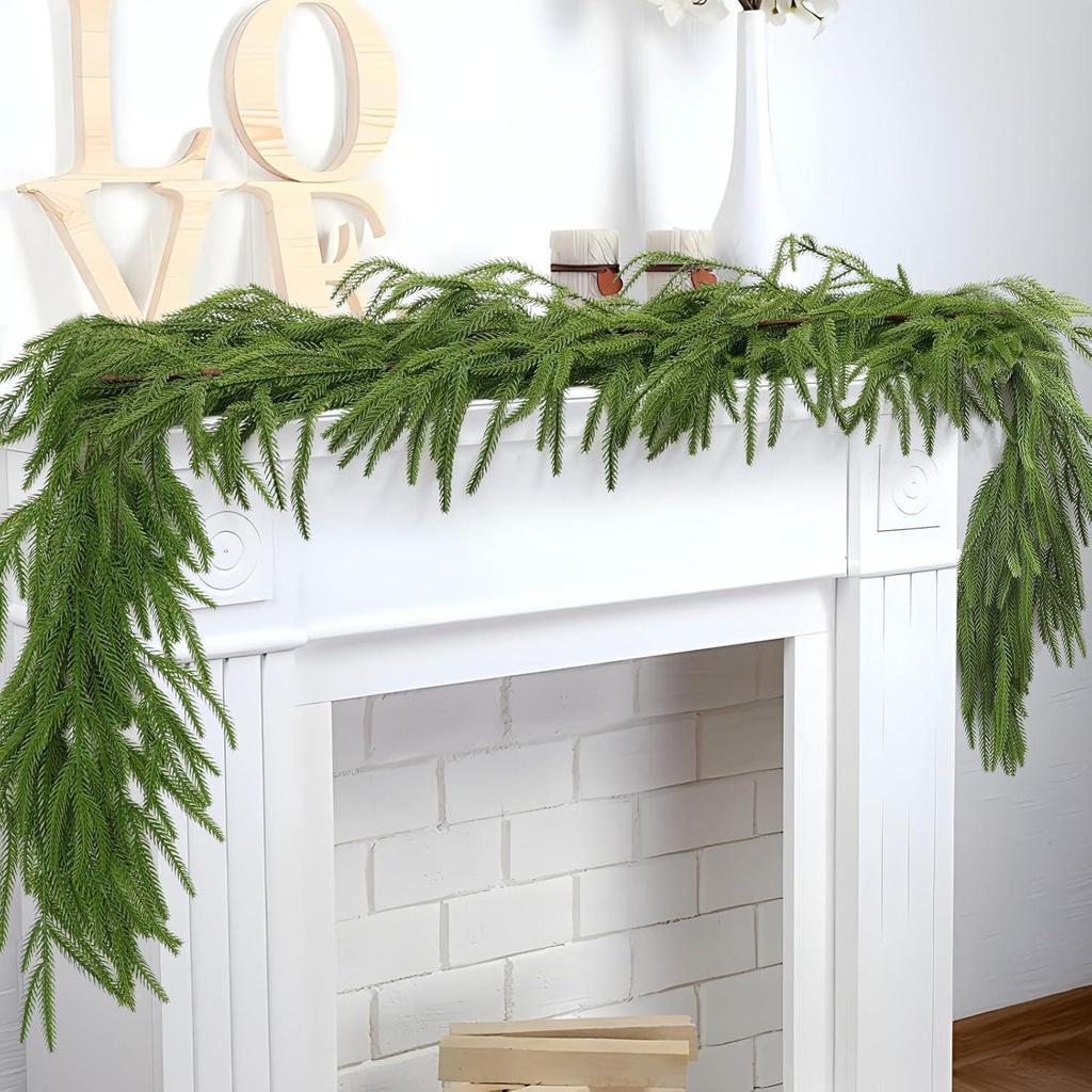 Simulated Green Pine Needle Rattan Vine, 2m Encrypted Plastic Christmas Decoration for Festive Atmosphere.
