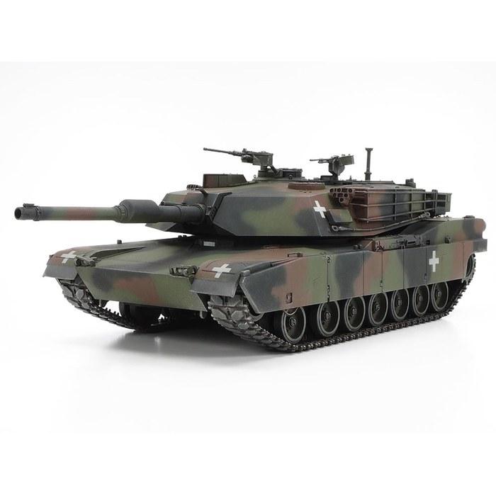 Tamiya 1/35 Scale Ukraine M1A1 Abrams Tank Plastic Model 25216 (28x10.5x6.7cm)