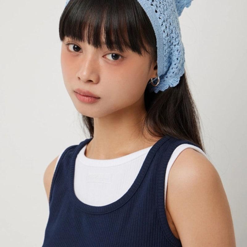 

SISLEY [Influencer Pick] SIS Crochet Scarf Bonnet LB OS