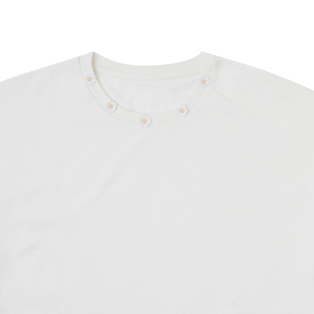 Converse T Shirts Women's White Crew Neck Moderate Straight Fit Unisex 10025865281