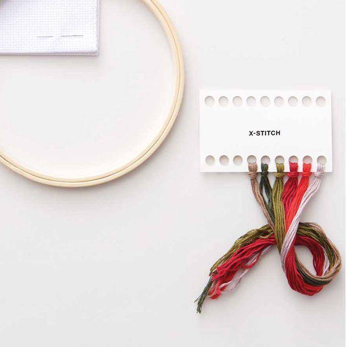 Kit point de croix couronne d'églantier Ø 15 cm