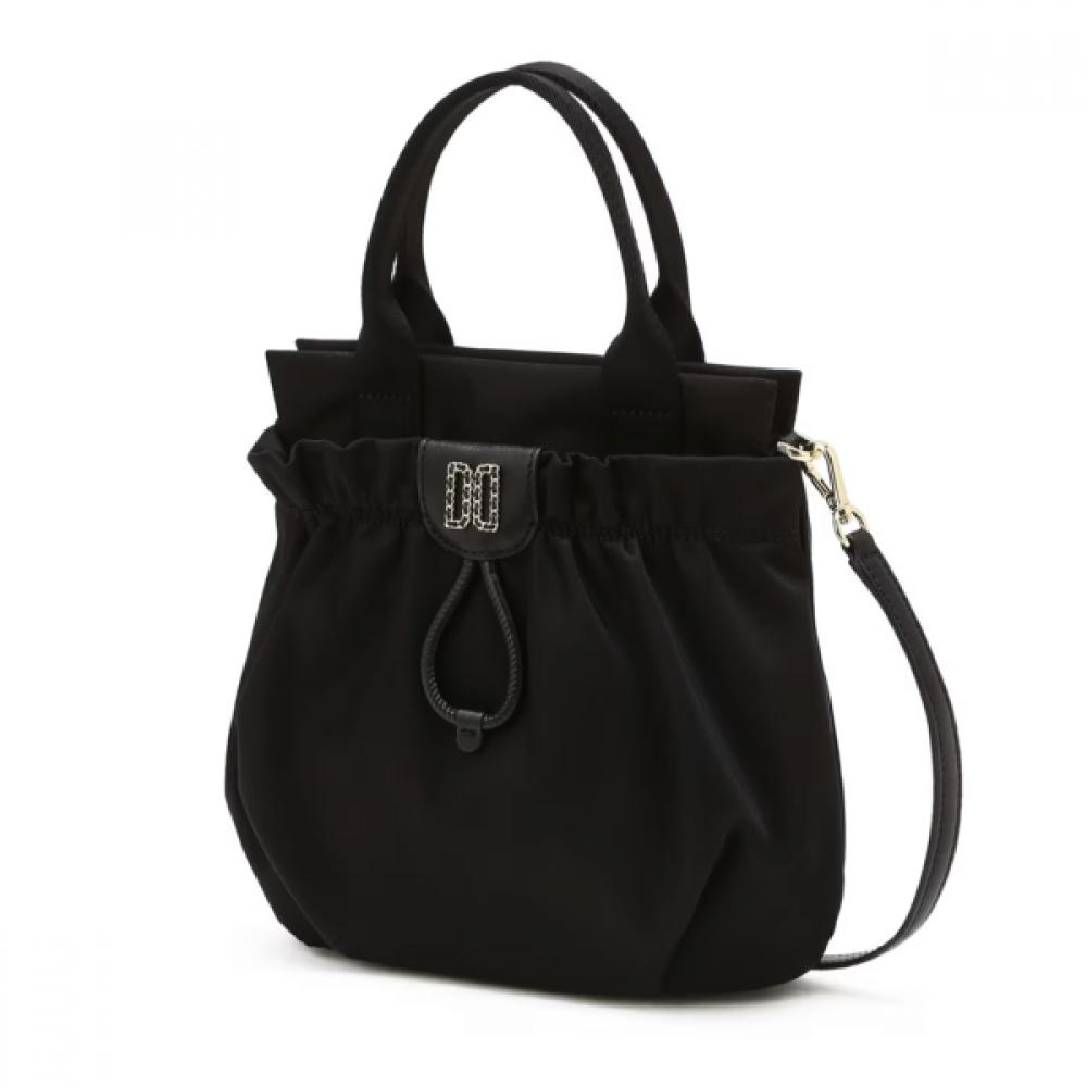 

Daks Black Dd Decoration Shirring Point Nylon Tote Bag Single option