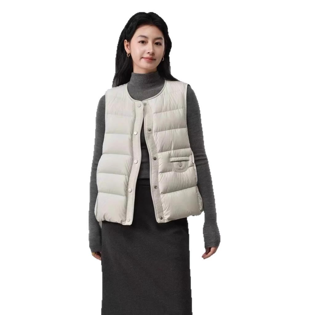 Autumn and Winter New Retro Disc Buckle Vest Down Jacket Women's Short Vest Versatile Jacket Round Neck Snap Button Sleeveless