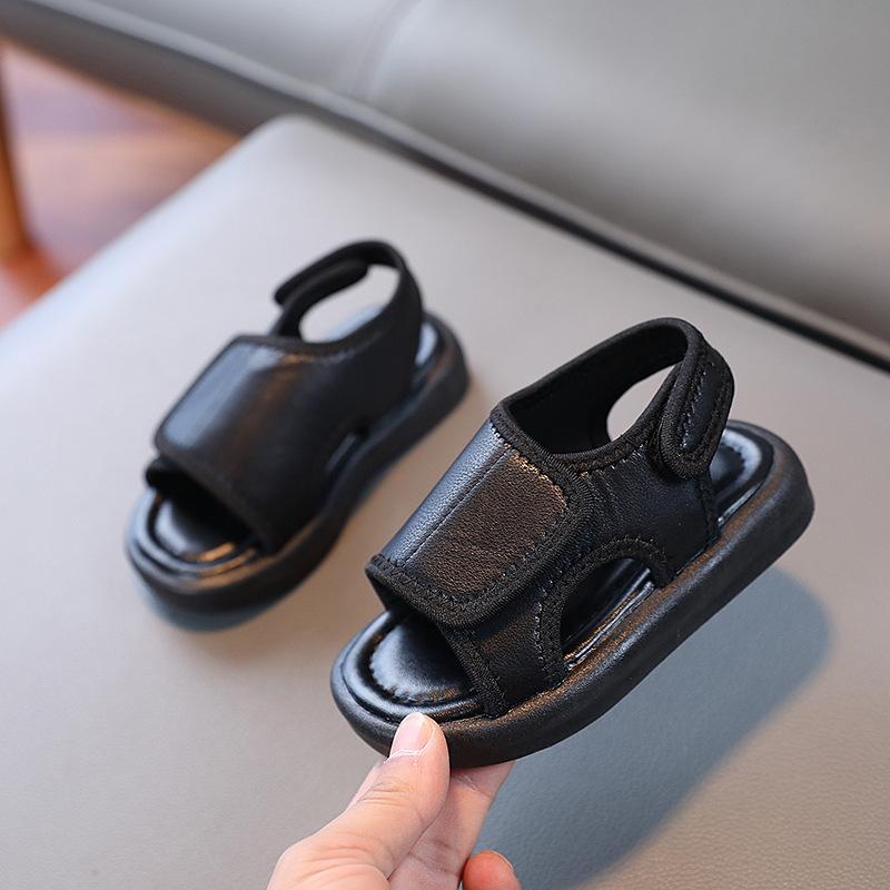 Boys' open-toe sandals, new summer model, soft-soled, Korean-style, lightweight beach shoes for toddlers and young boys