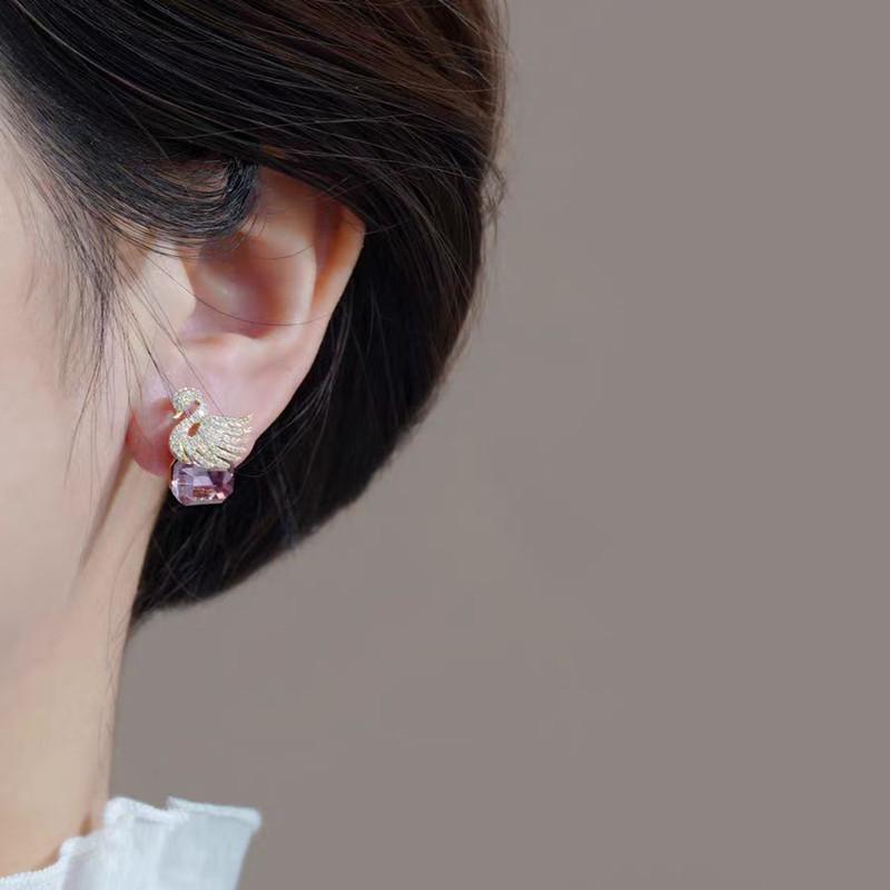 Elegant French Retro Swan Crystal Dangle Earrings