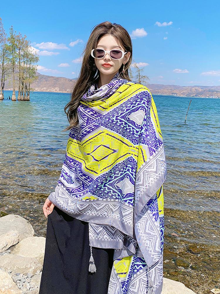 Summer Elegant Women Silk Scarf Beach Wrap Shawls Vintage Geometric Print Lady Sunscreen Bandana Hijab Mujer Boho Scarve Pareo
